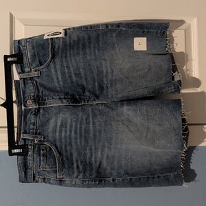 NWT Women's Denim Shorts, Cutoff, Size 12 With 7 Inch Inseam